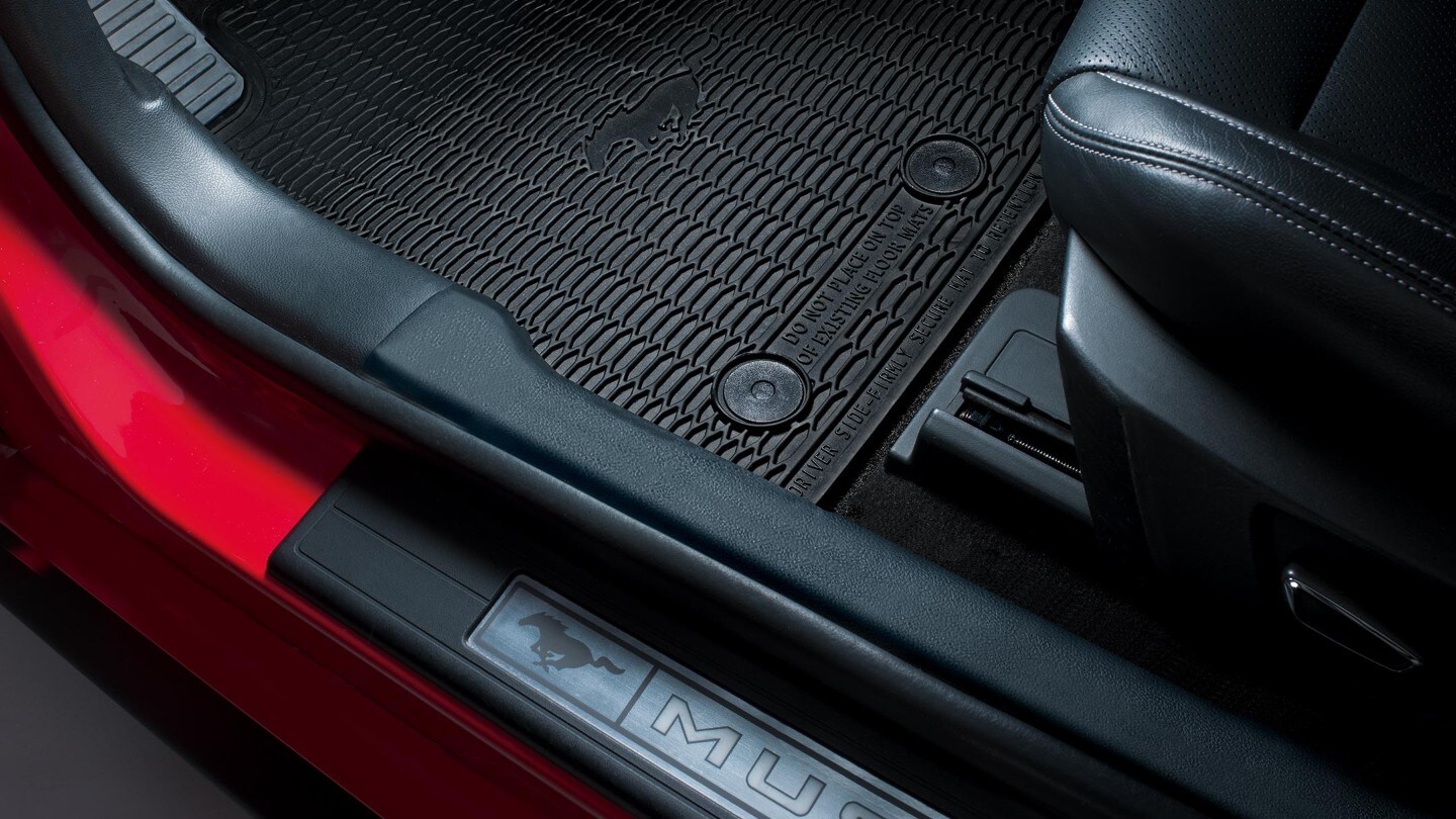 Ford Mustang GT interior covorase all weather