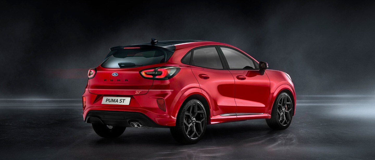 Ford Puma ST vedere din spate