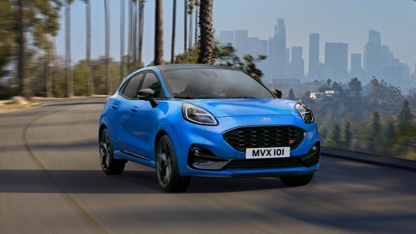 Culoare Azura Blue exclusiva ST Ford Puma ST