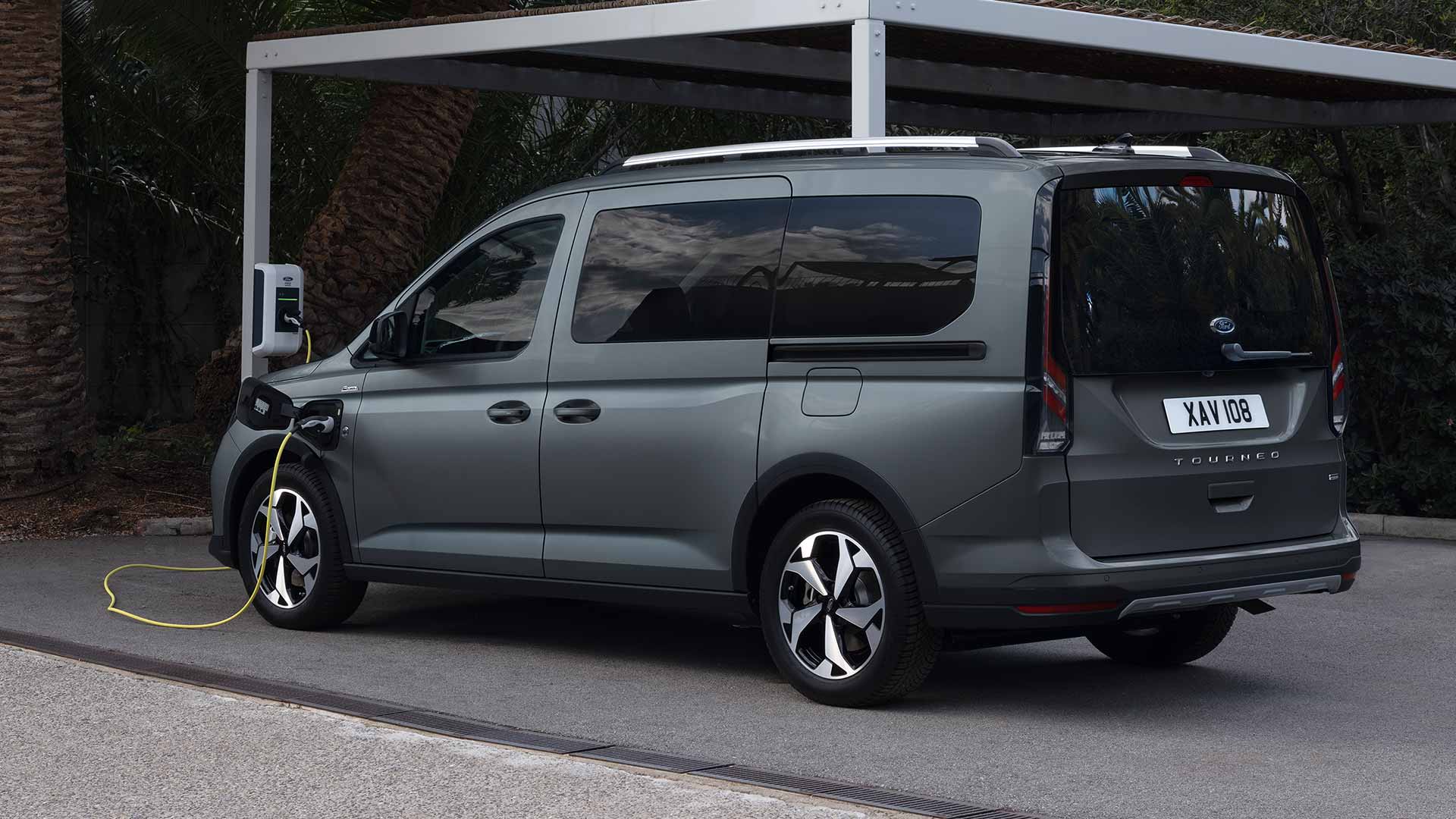 Ford Tourneo Connect Active, vedere profil