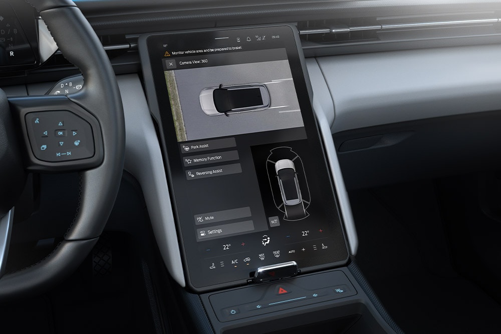 Prim-plan cu ecranul central tactil al unui Ford Explorer® ce prezintă capabiltitățile tehnice. 
