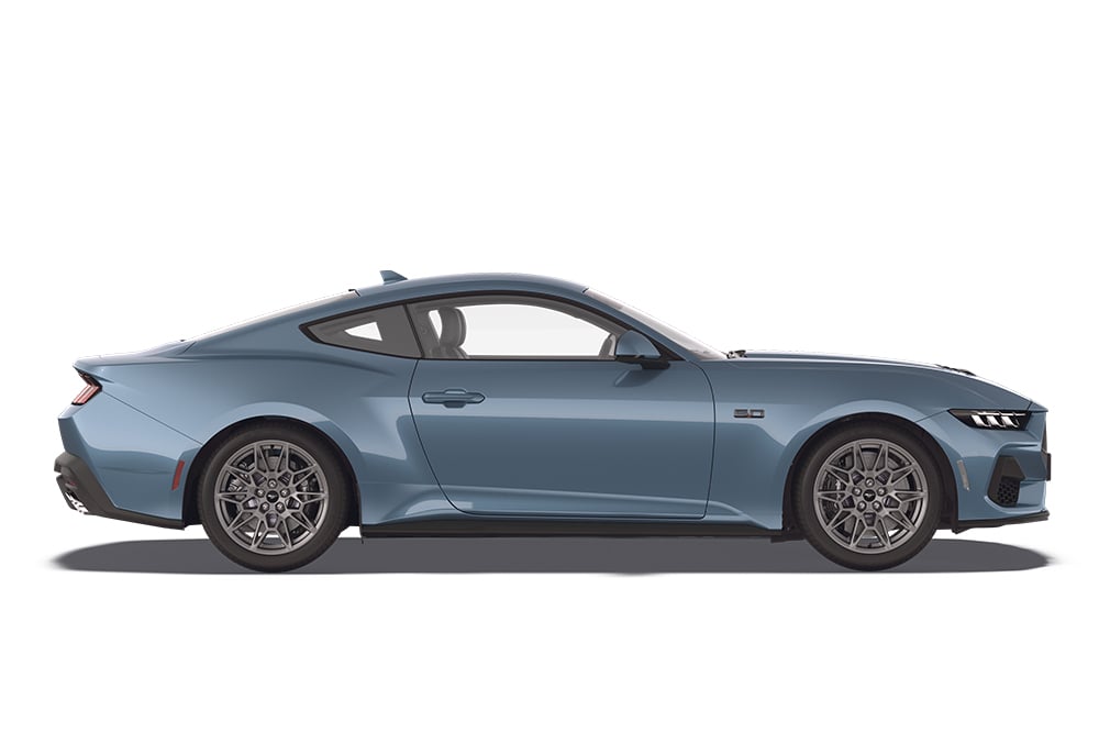 Un Ford Mustang Vapour Blue, parte a gamei de mașini de performanță Ford.