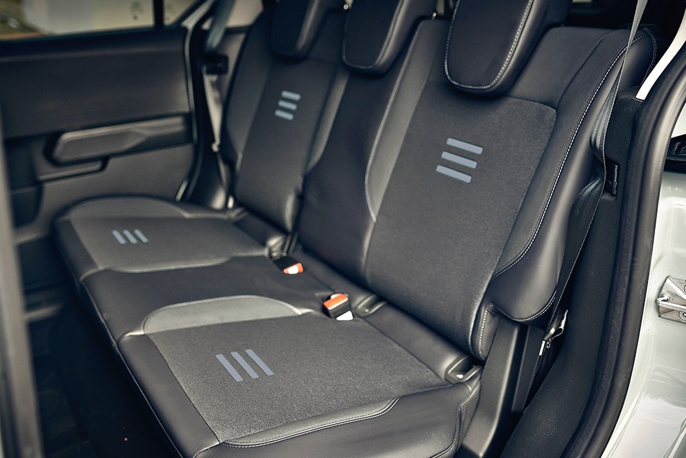 Ford E Tourneo Courier Active, imagine cu scaunele de interior