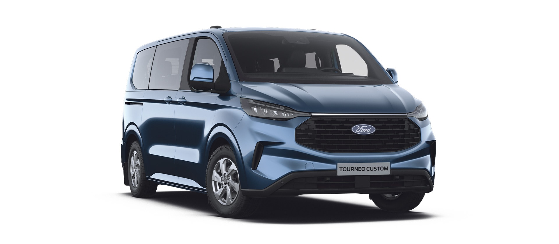 O furgonetă de pasageri Ford Tourneo Custom Trend albastră, văzută din unghiul din stânga față.