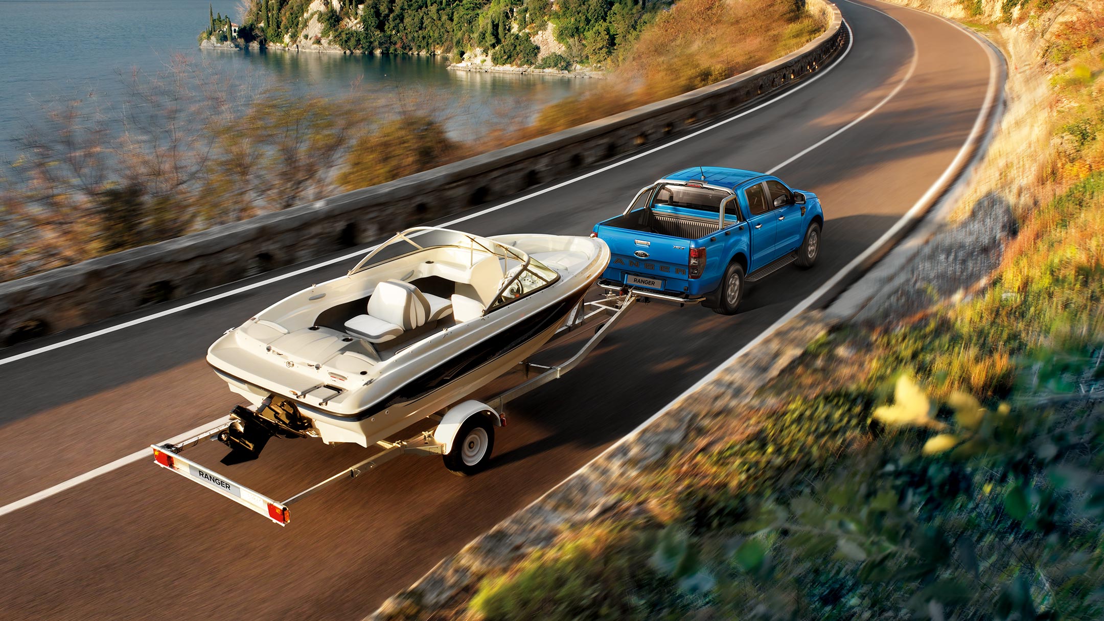 Ford Ranger towing speedboat