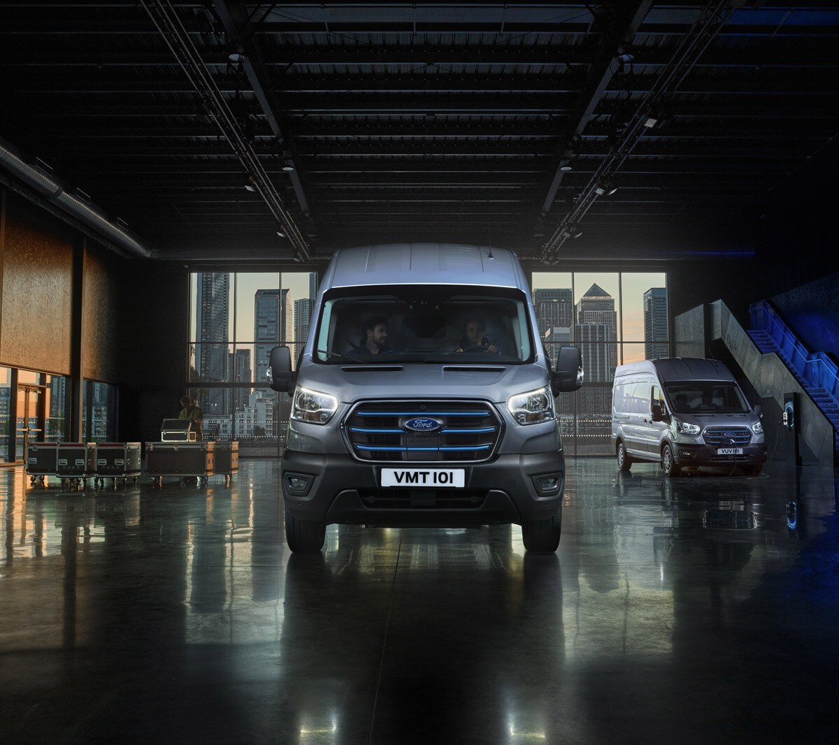 Ford E-Transit vedere din fata