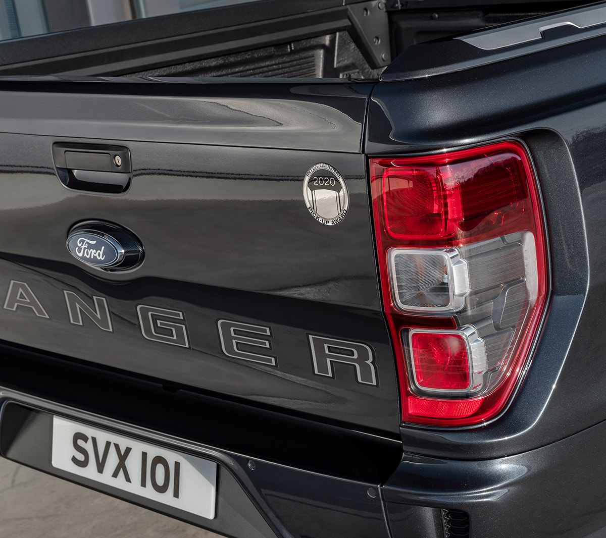 Ford Ranger MS-RT vedere din spate